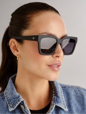 Classic Black Polarized Women's Sunglasses